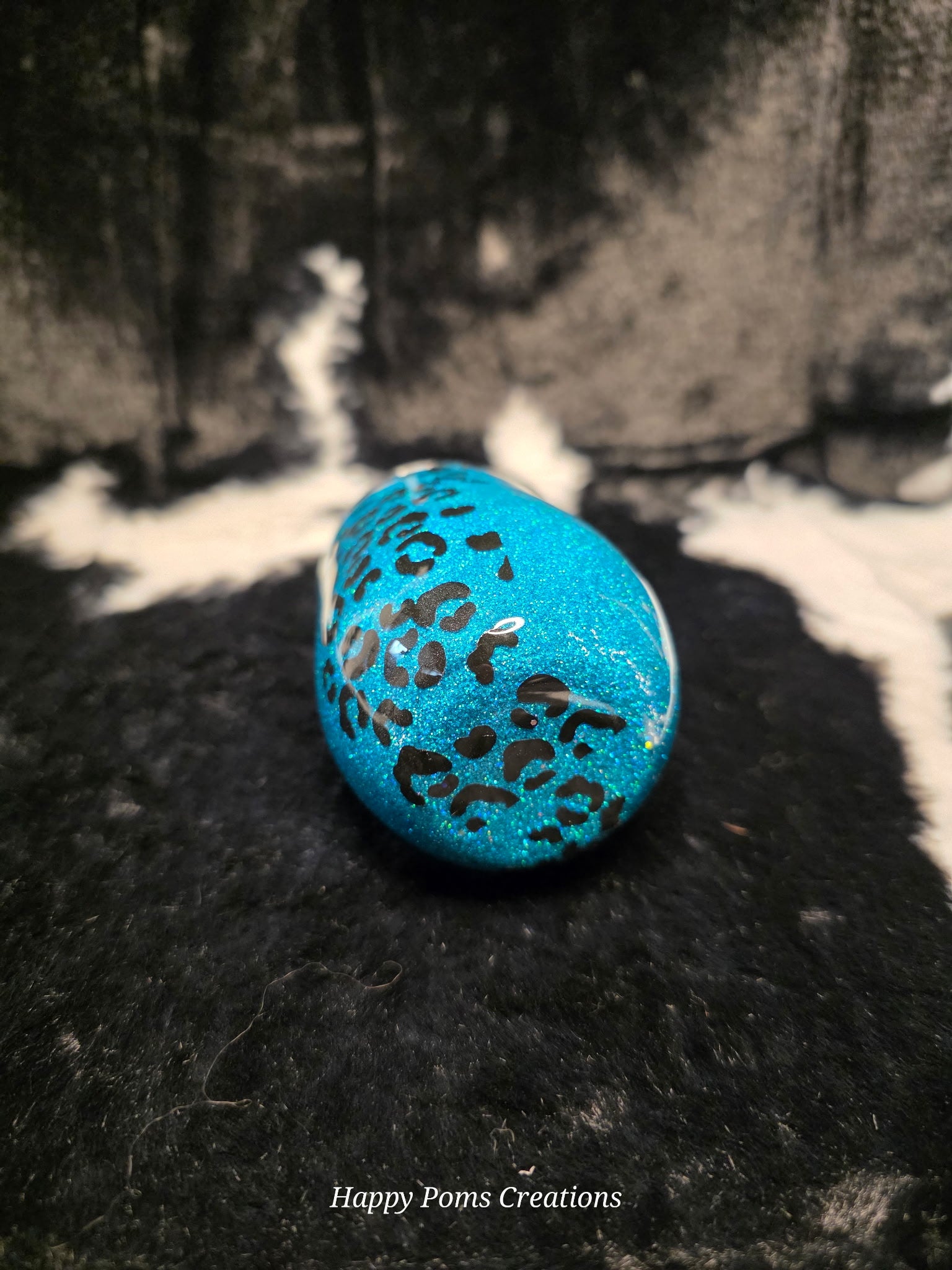 Blue Glitter Leopard Print Shot Glass Keychain – Mini Liquor Cup with Lid – Unique Gift for Her, Party Favor, Travel Shot Glass