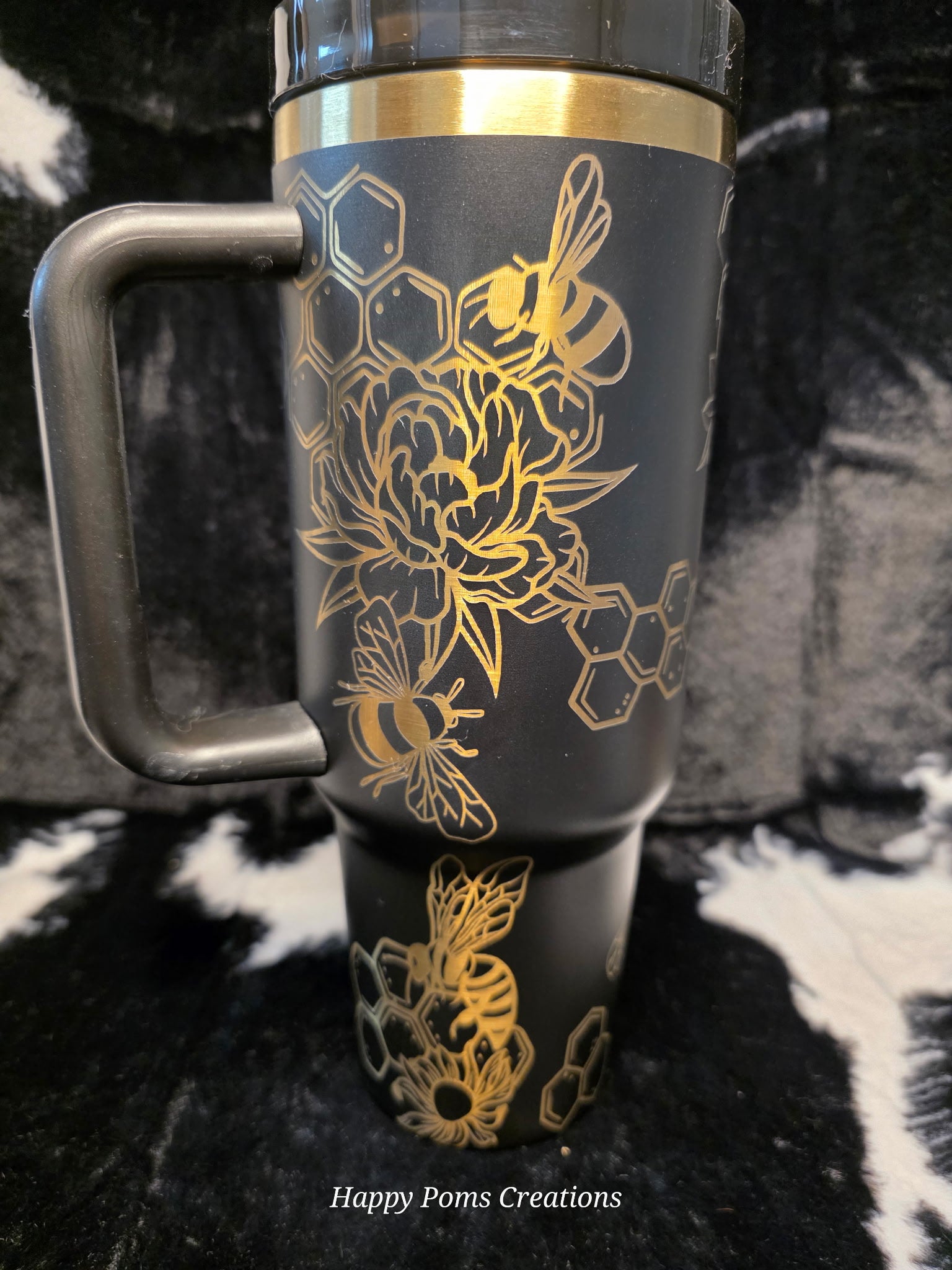Bee Honeycomb Engraved Tumbler with Handle | 40oz Insulated Travel Mug | Floral Bee Design Cup | Gift for Her | Coffee Lover Mug