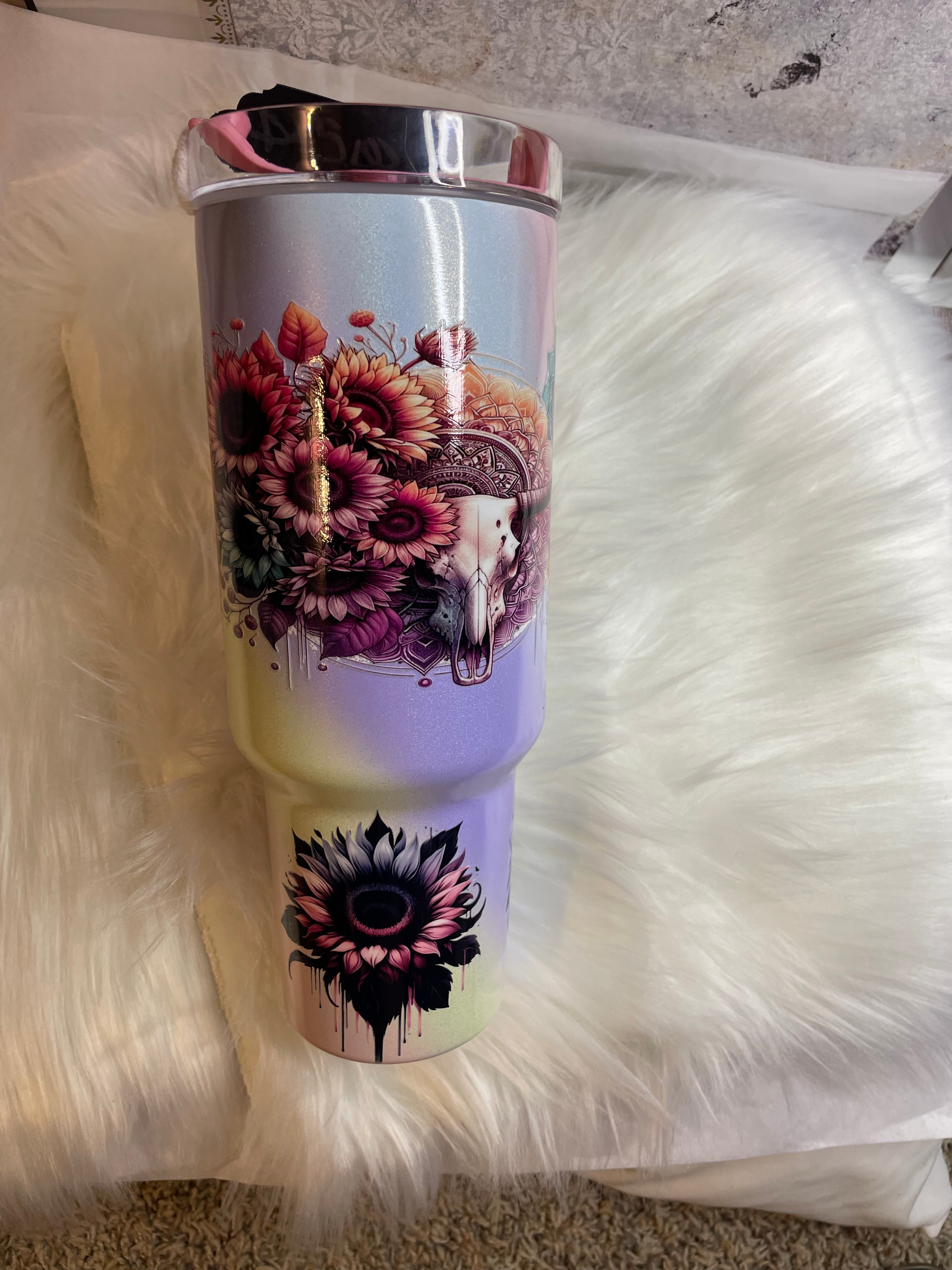 Stanley Dupe - 40 oz, Colorful Flowers with Steer Skull, w/Straw Ombre color