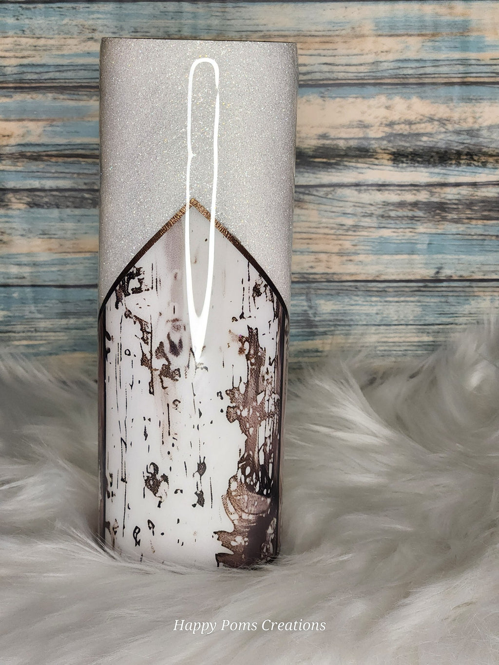 Stainless Steel Tumbler - 20 oz, Pretty Bull Skull, Whit/Pink, Comes with Straw.